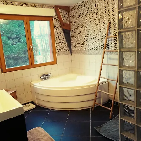 Wooden Loft In The Countryside Dom wakacyjny *