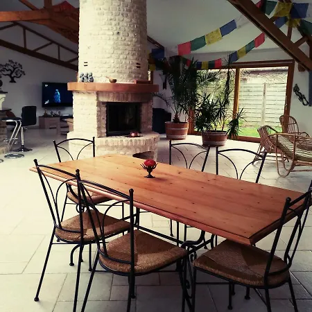 Wooden Loft In The Countryside Dom wakacyjny *